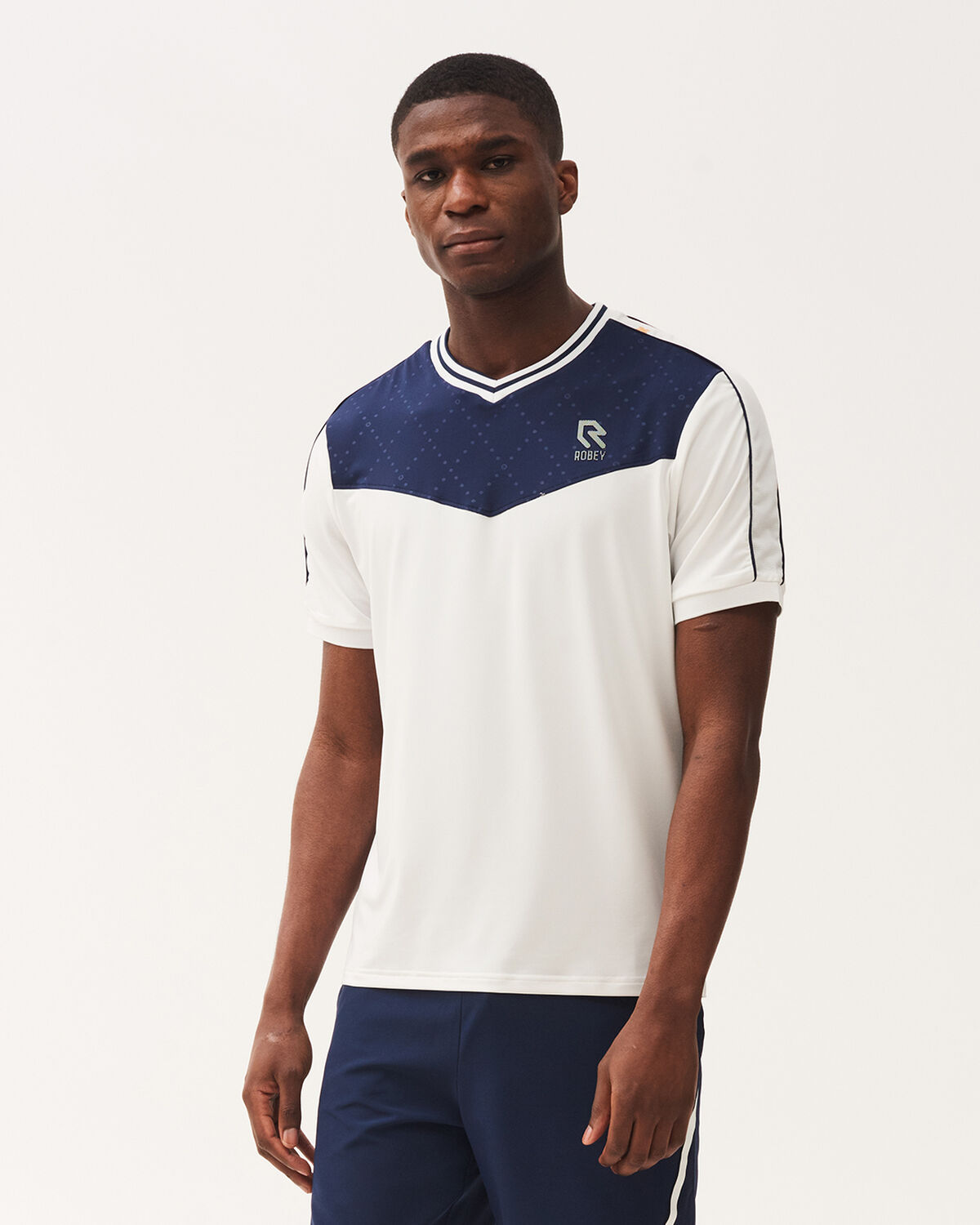 Tennis Kick V-Neck T-Shirt, Racket White, hi-res