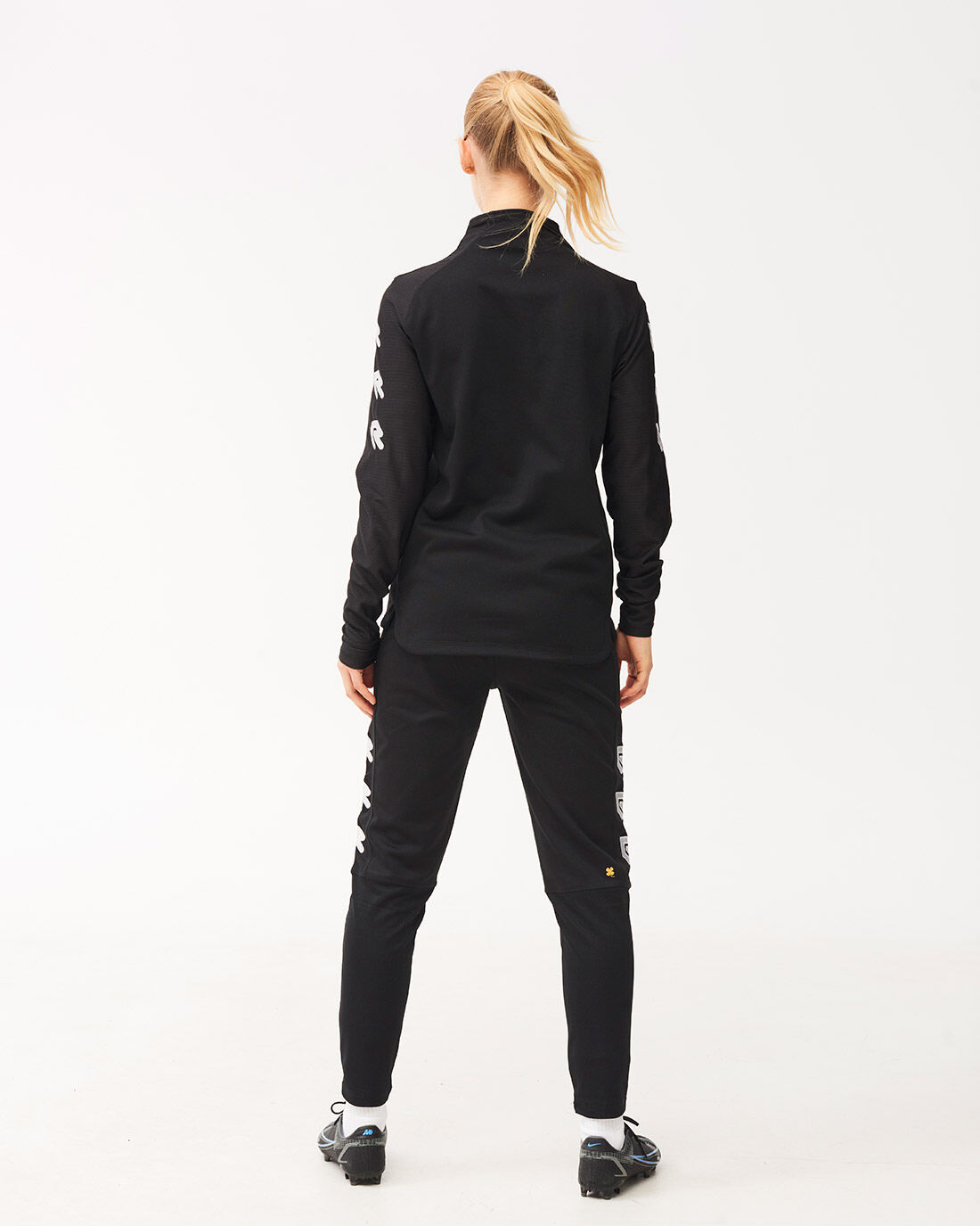 Adidas tracksuit shop performance