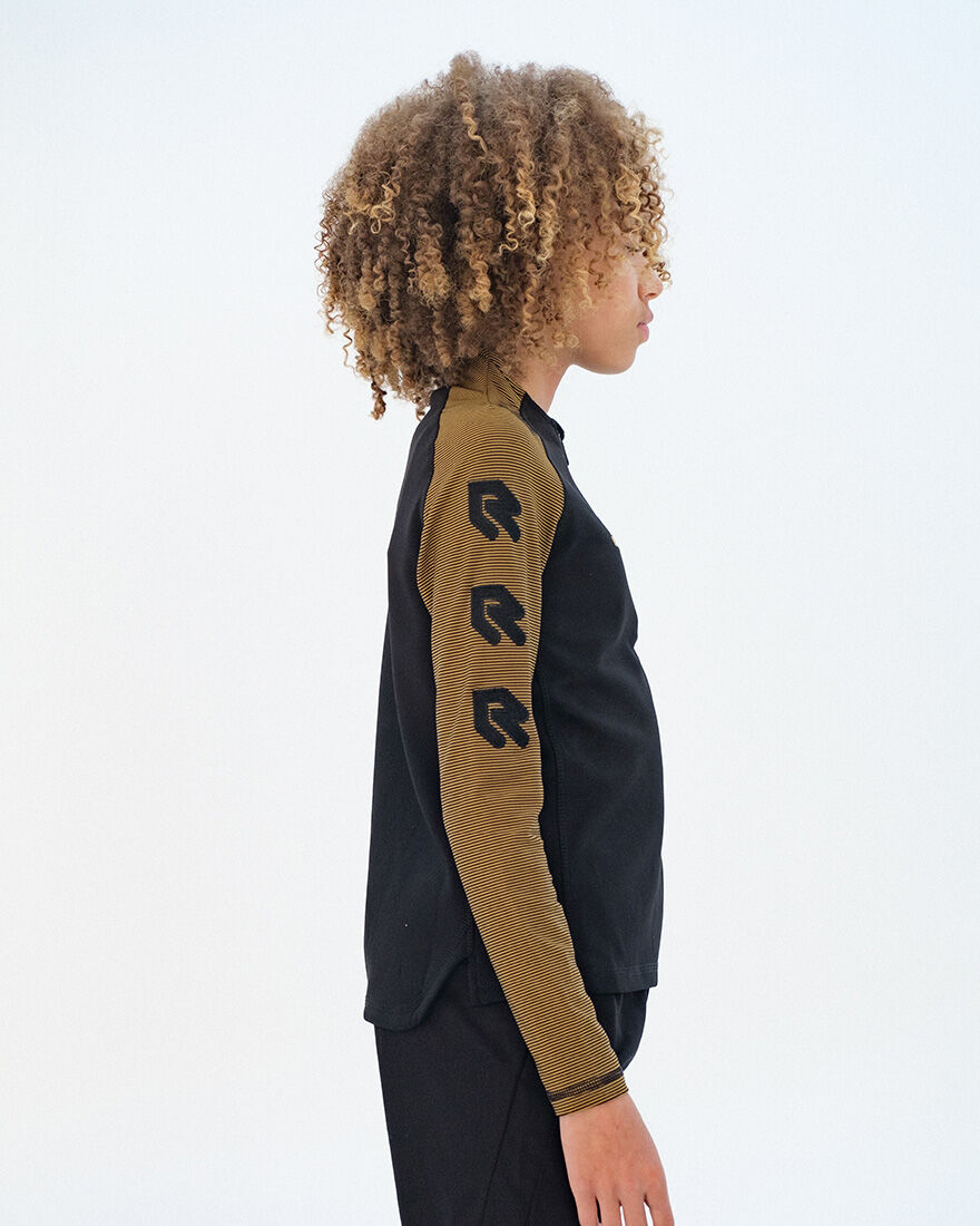 Performance Half-Zip Top, Black/Gold, hi-res