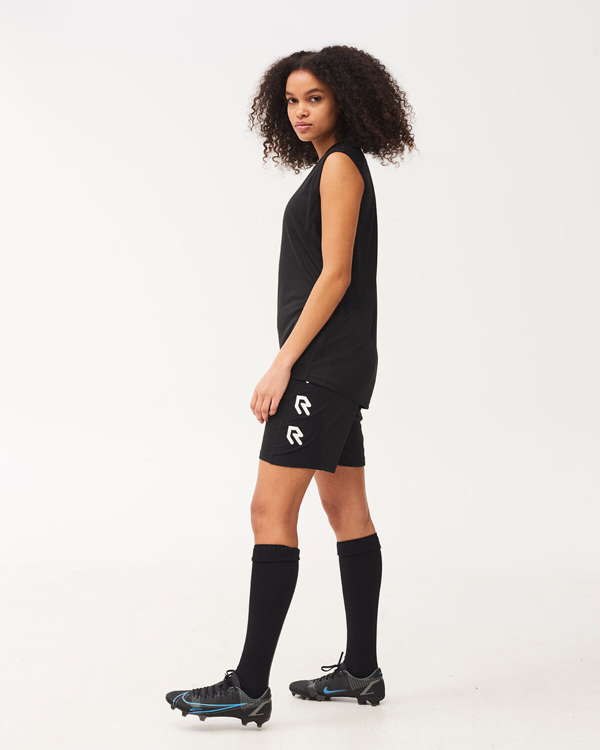 Performance Sleeveless Shirt, Black, hi-res