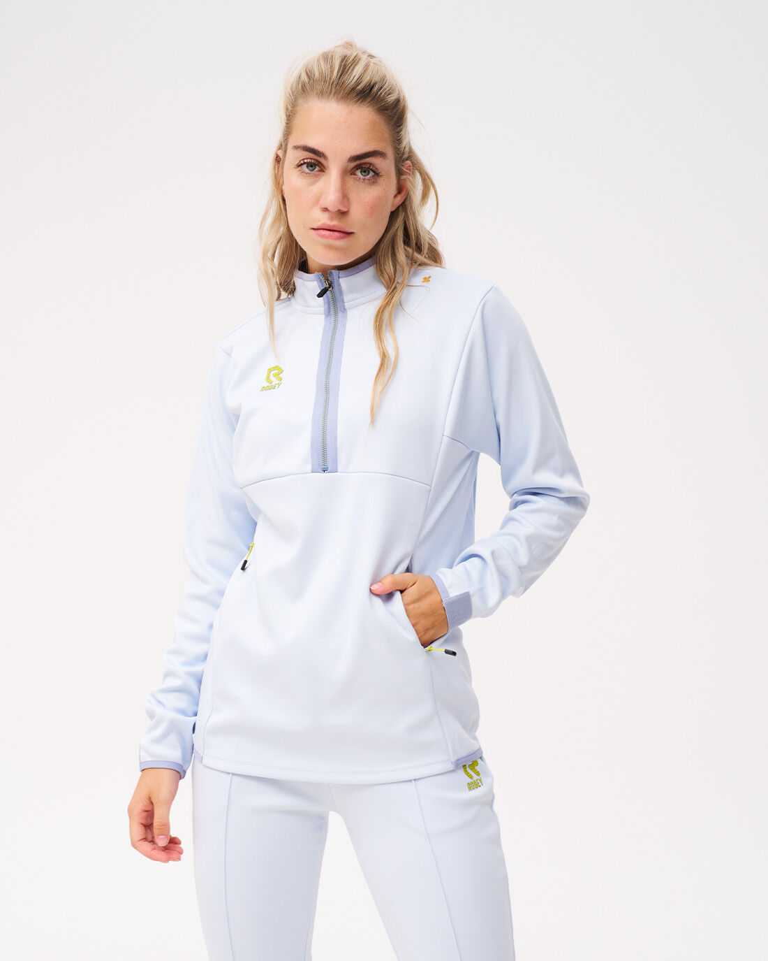 Kauf Off Pitch Scuba Tracksuit Offizieller Robey Webshop