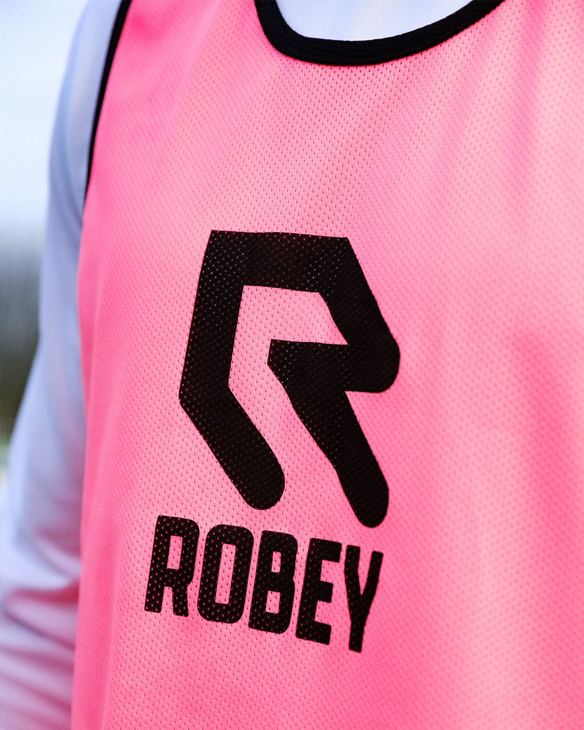 Training Bib, Neon Pink, hi-res